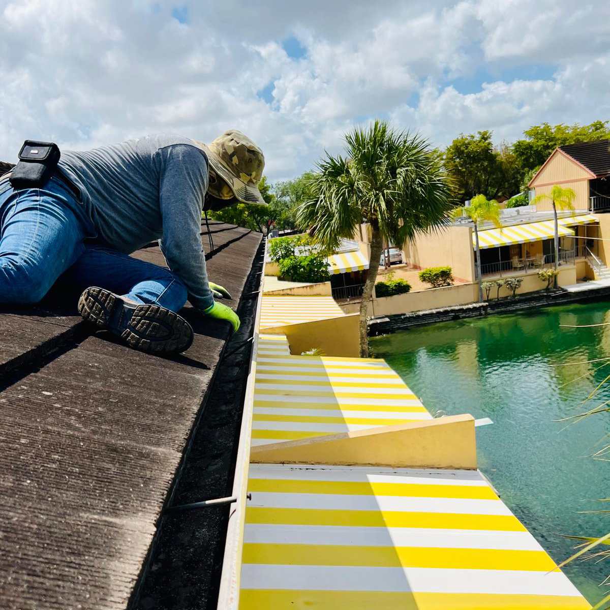 Gutters Installation and Cleaning in Miami - Call Now!